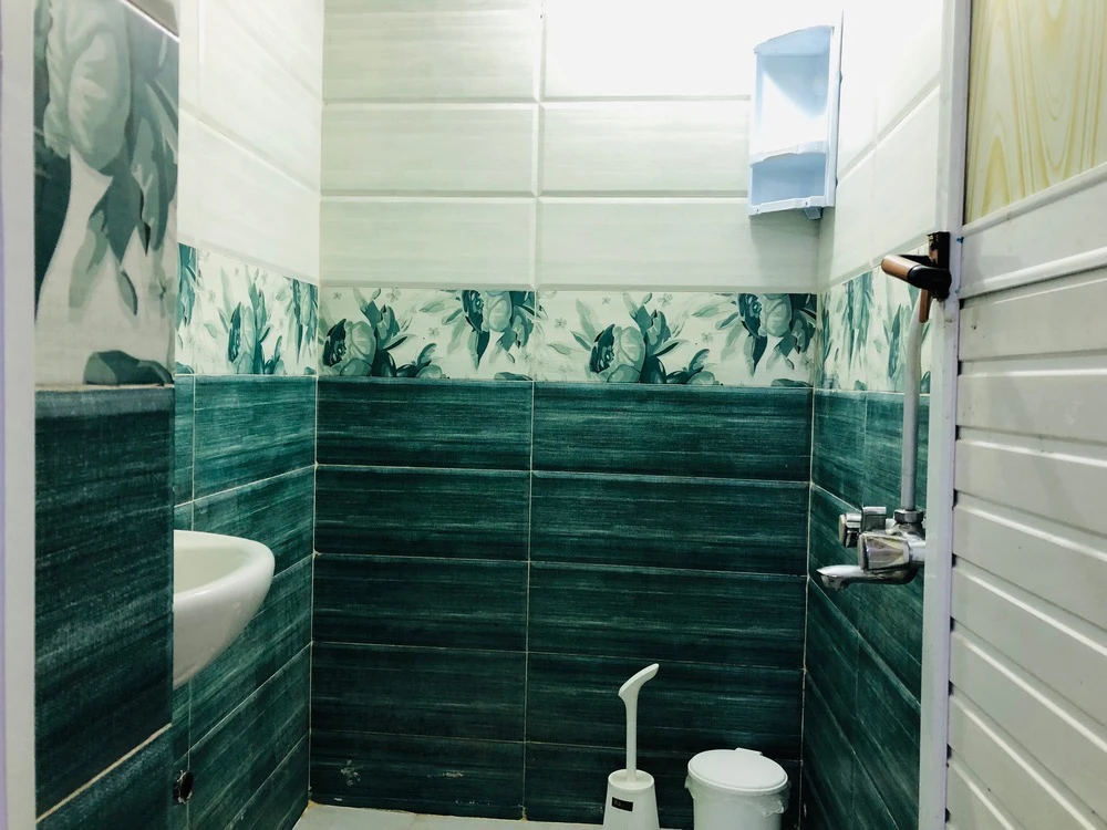 سوییت دو خواب زیبا رشت در باغ ویلای ۳۰۰۰ متری