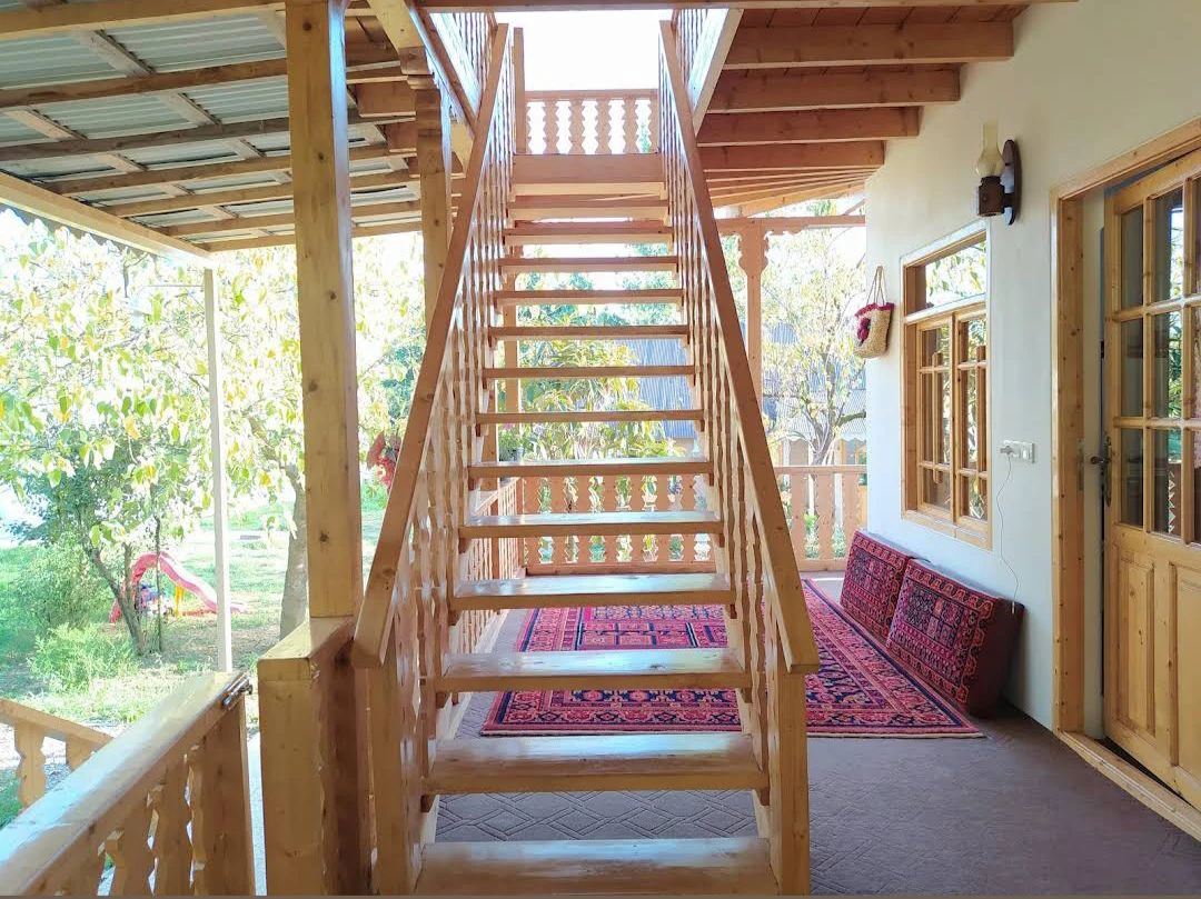 اقامتگاه طیبه جان رشت