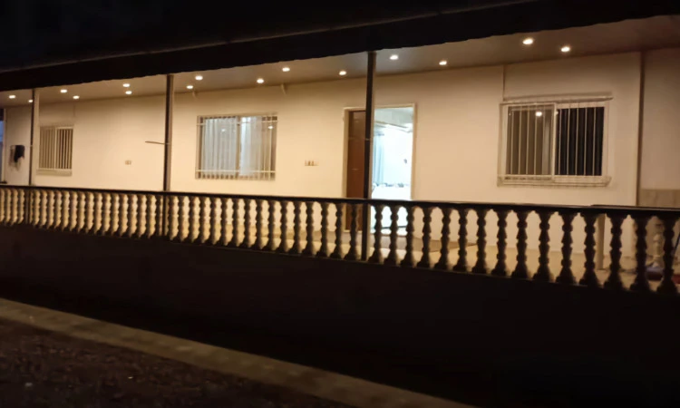 سوئیت حیاط دار سلمان شهر