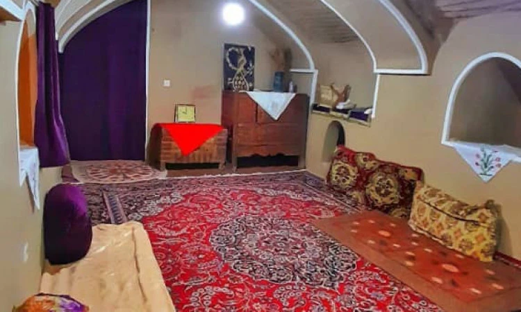 اقامتگاه سرای مادری(صنوبر) خوانسار