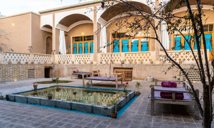 سرای آقا محمد( پونه 4 تخته)