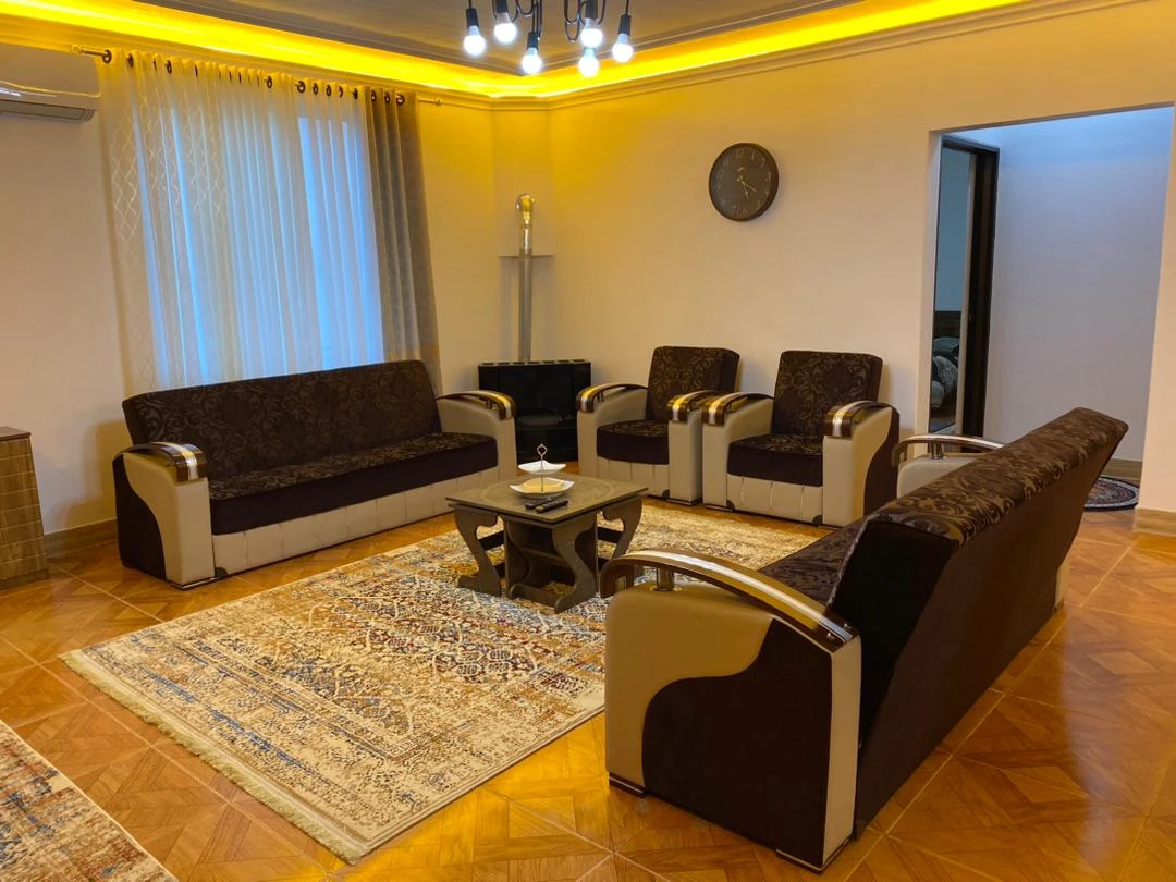 ویلا استخردار گل نرگس ۳