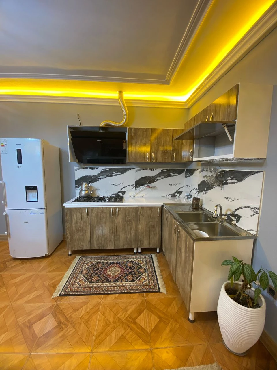 ویلا استخردار گل نرگس ۳