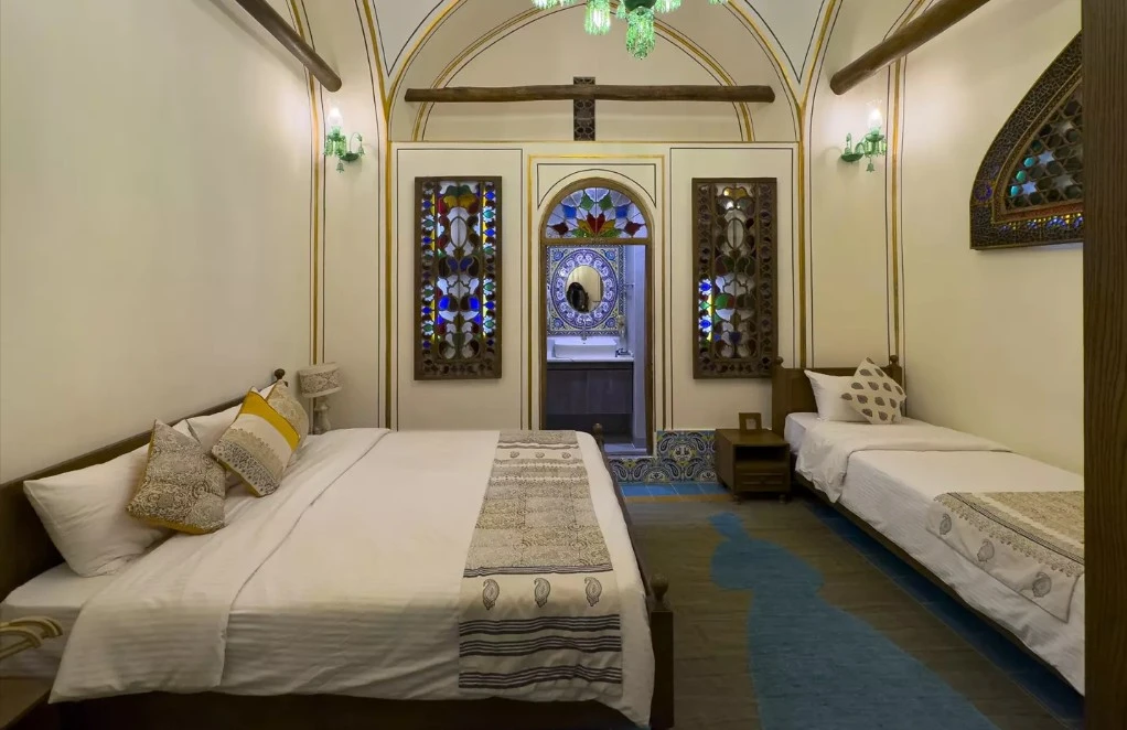 اقامتگاه عمارت شهسواران اصفهان (سه تخته خزانه داران)