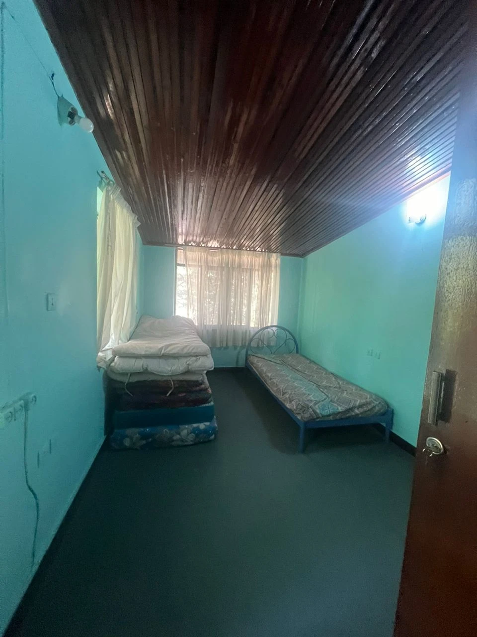ساحلی شهرکی دربست چابکسر