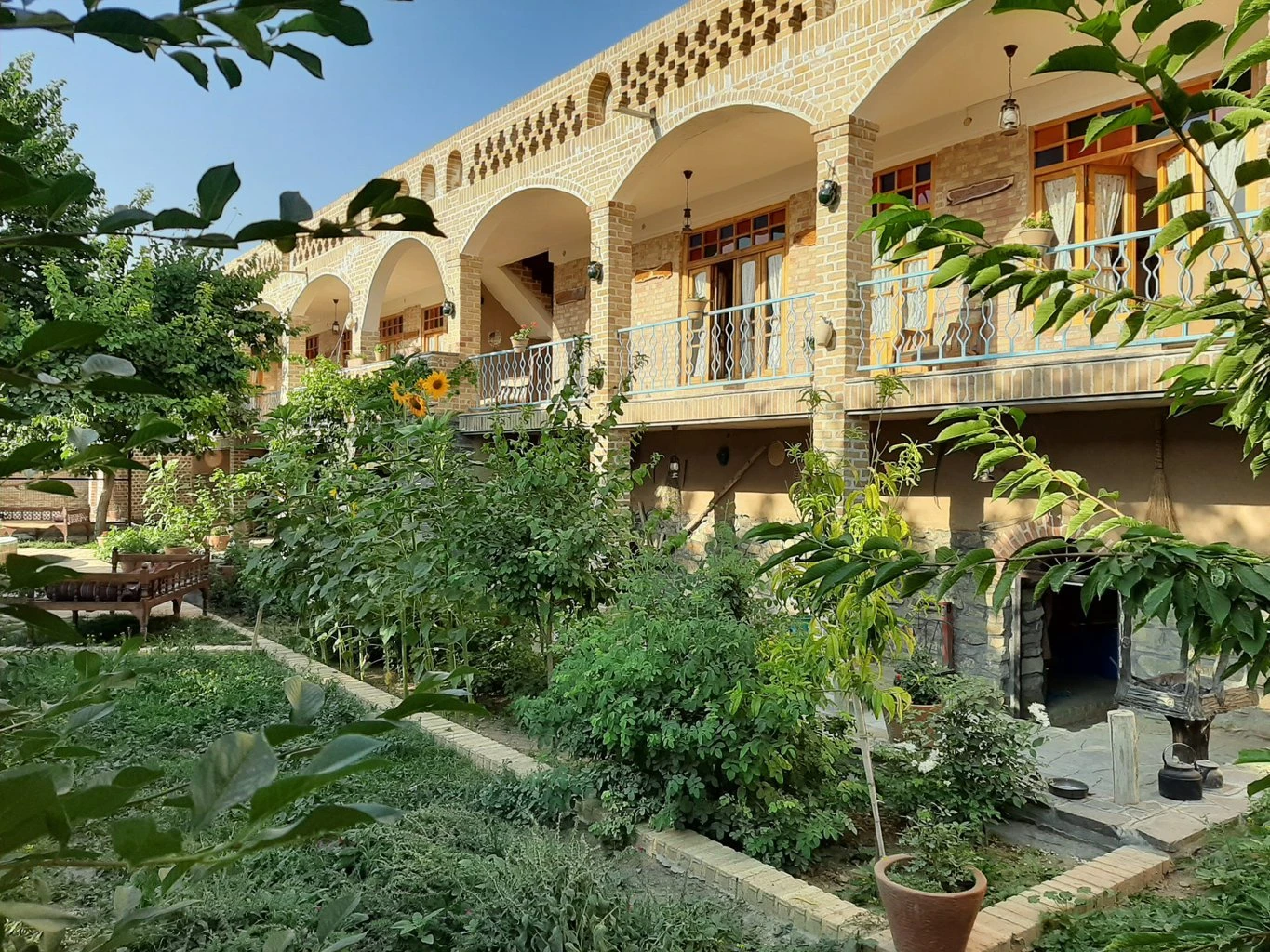 اقامتگاه بوم گردی دولتسرا همدان ( اتاق شش )