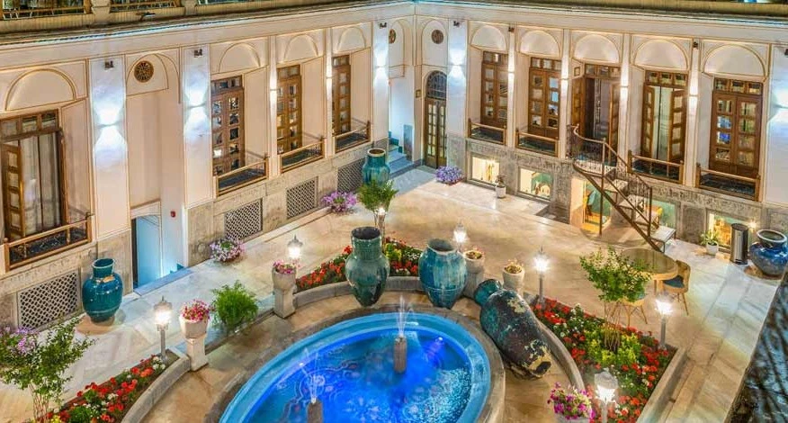 اقامتگاه عمارت شهسواران اصفهان (سه تخته خزانه داران)