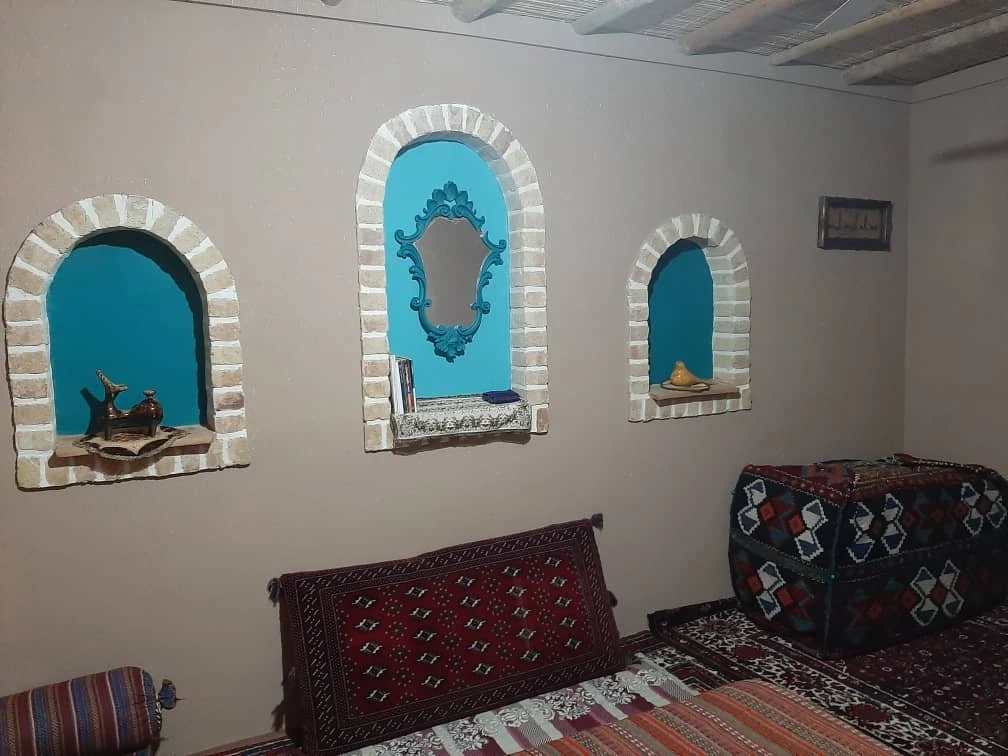 اقامتگاه بوم گردی دولتسرا همدان ( اتاق شش )