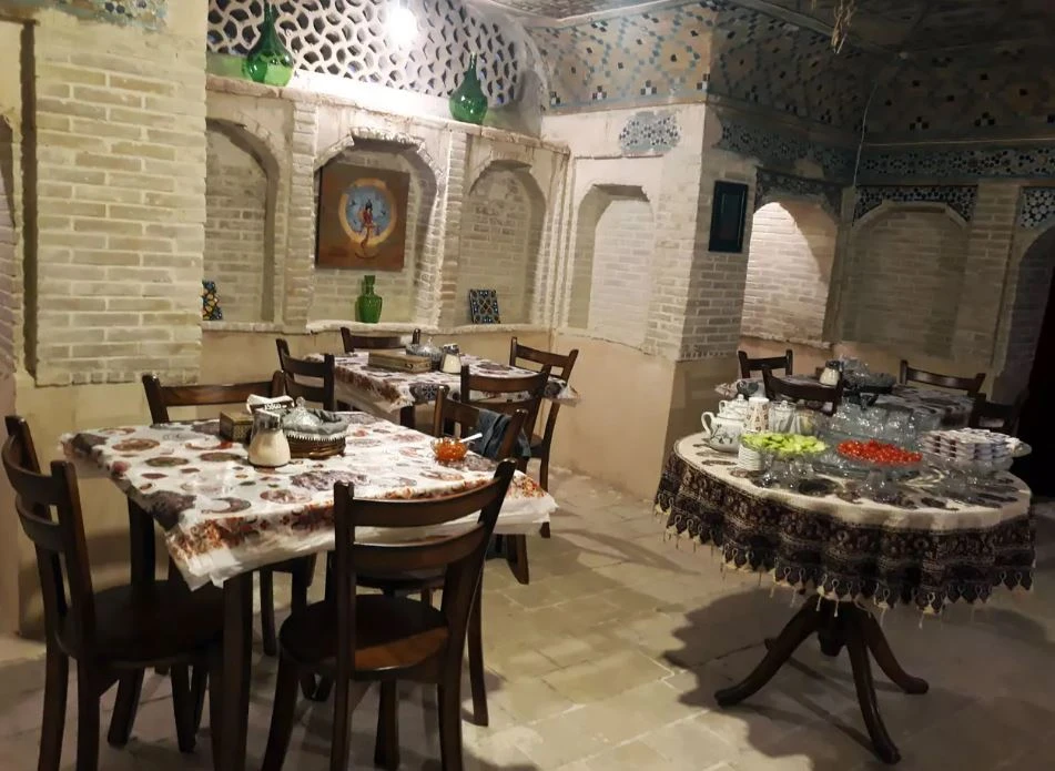 اقامتگاه سنتی ملک التجار اصفهان (اتاق 2نفره تویین)