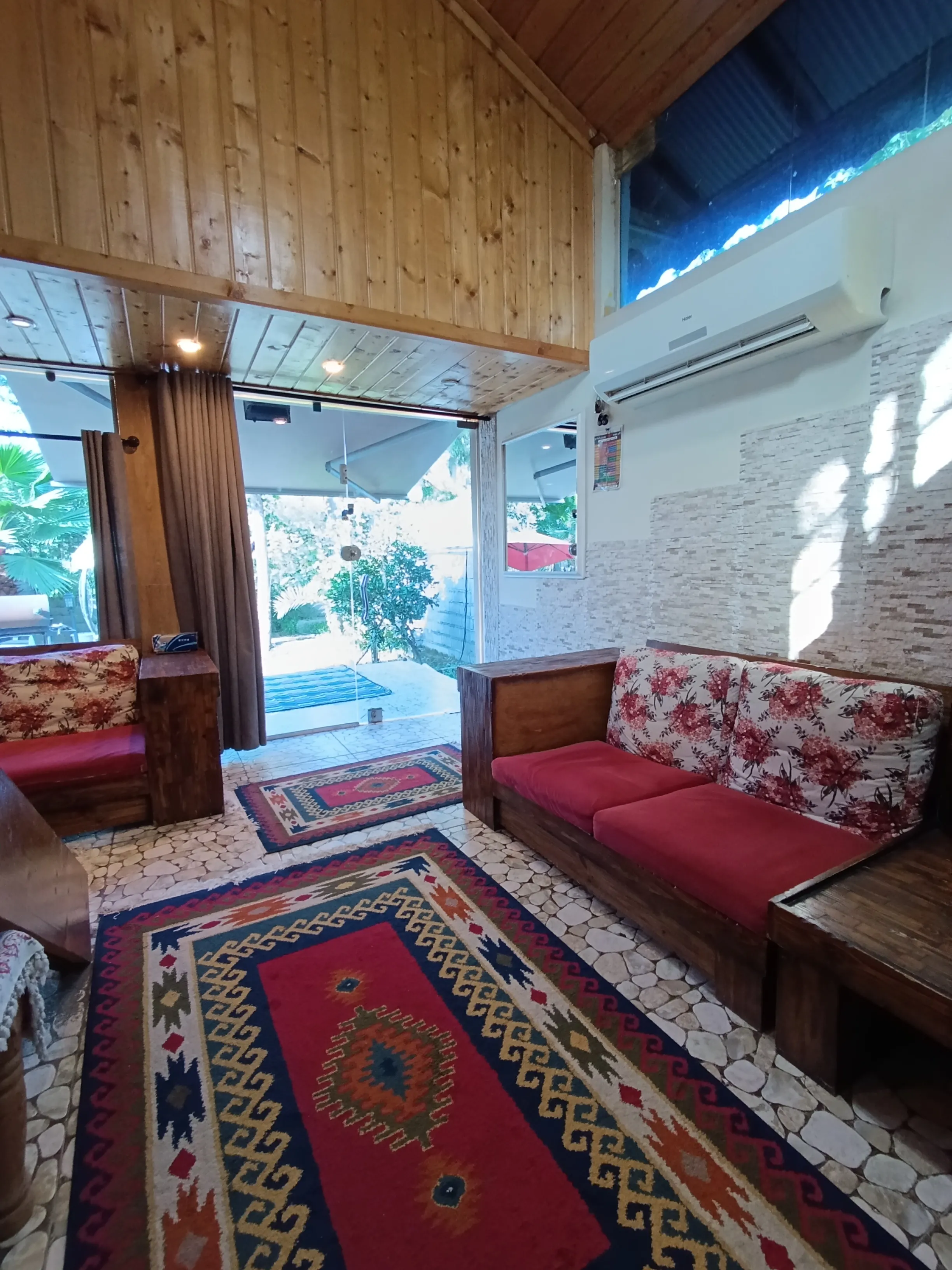 کلبه باغ آرامش لاهیجان