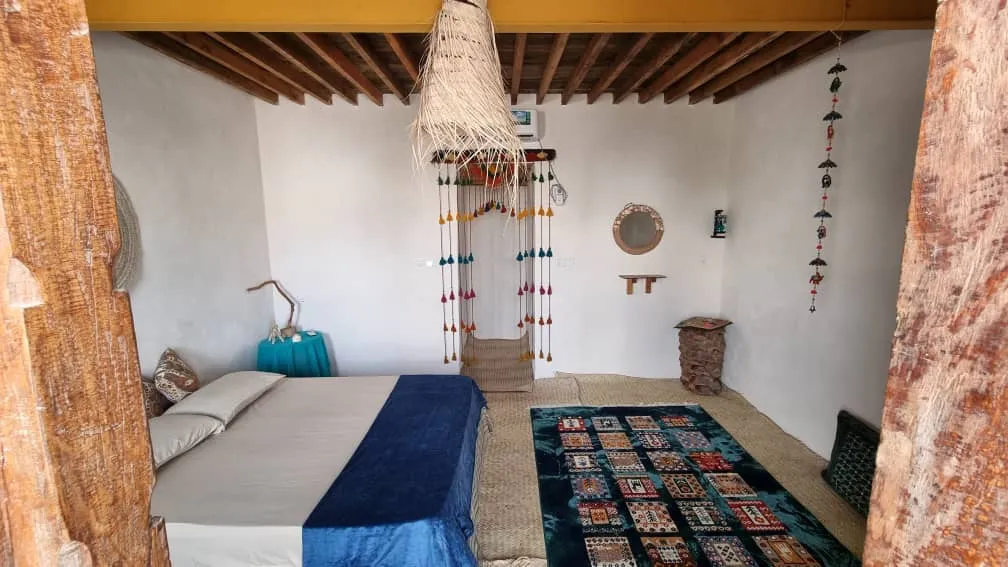 بومگردی سفرسال قشم(اتاق کنته)