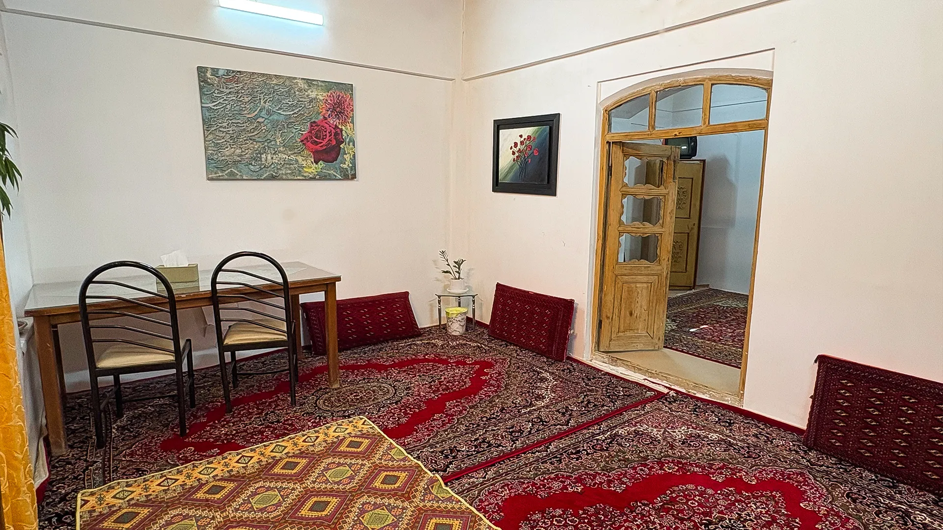 اقامتگاه سنتی عمارت ضیغمی سبزوار ( واحد پوران دخت )