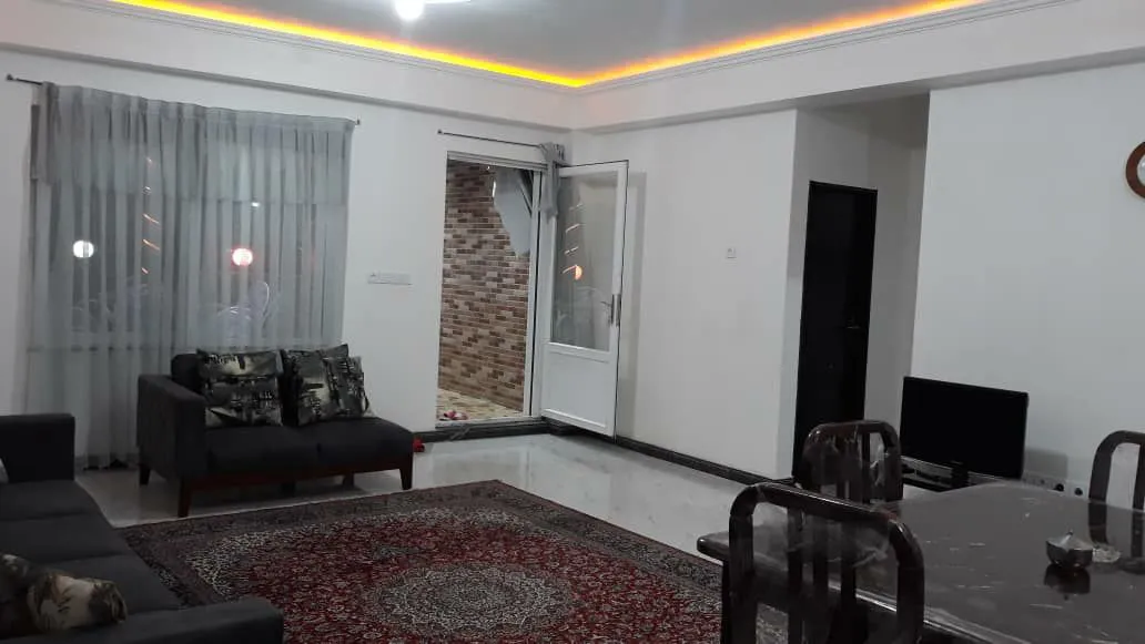 واحد یک خواب آلاچیق دار با تراس بزرگ و پارکینگ