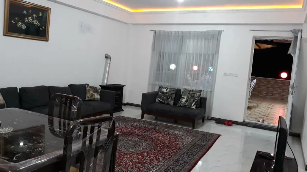 واحد یک خواب آلاچیق دار با تراس بزرگ و پارکینگ